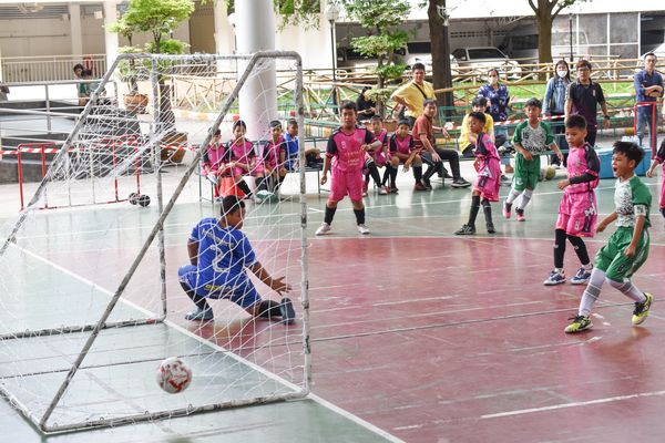 โรงเรียนปรีชานุศาสน์